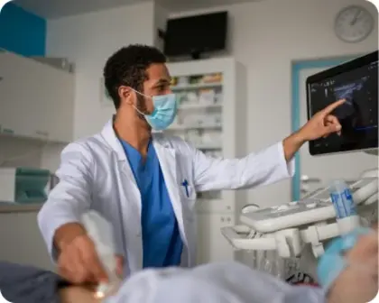 Modia Health sonographer conducting a mobile ultrasound scan